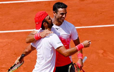 Chiến thắng lịch sử tại Roland Garros: Khi Juan Sebastián Cabal và Robert Farah thống trị sân đất nện