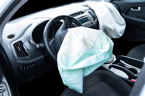 If Airbag Is Deployed Is the Car Totalled? Exploring the Myths and Realities of Vehicle Damage